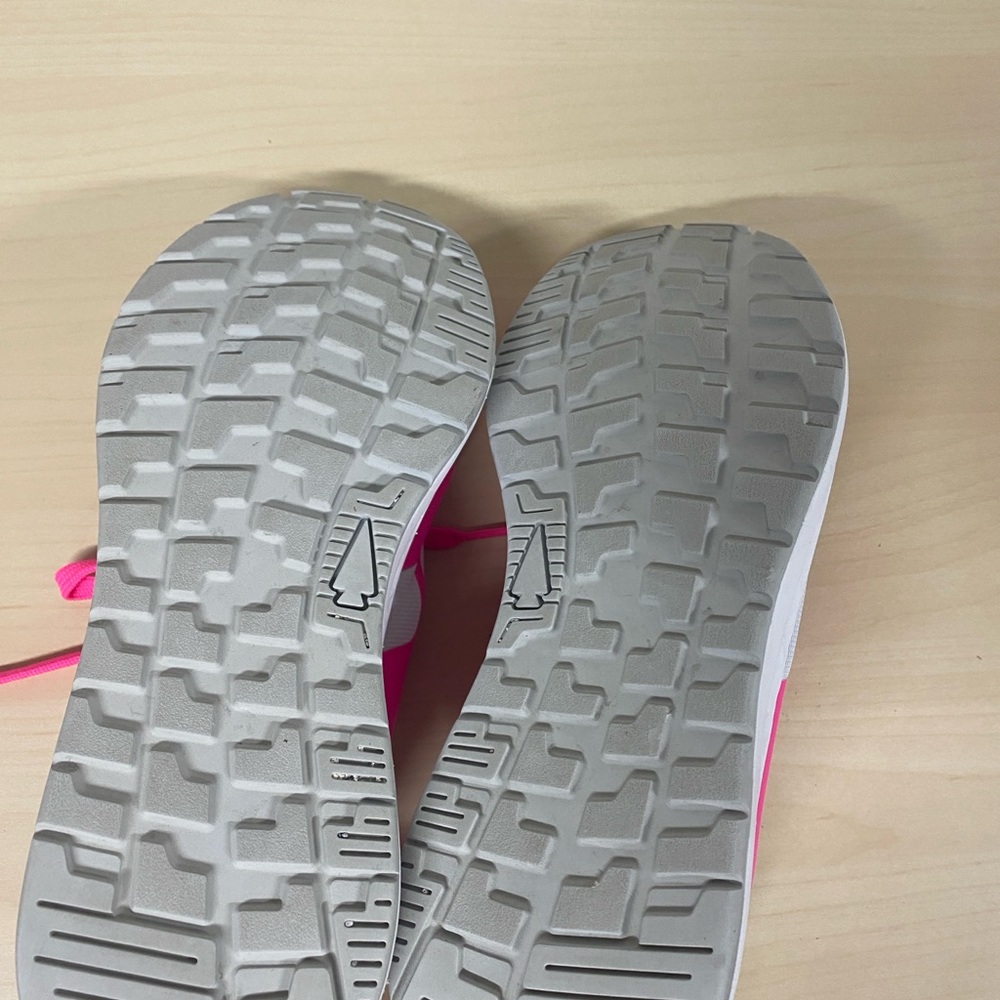 GORUCK Rough Runner, Neon Pink and White, Athletic Shoes - Picture 6 of 7